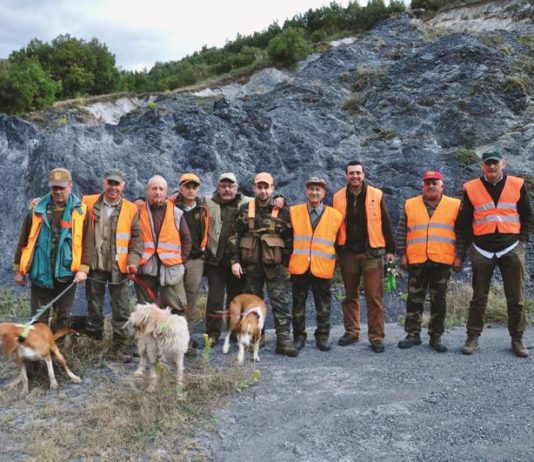 Caccia in braccata: la squadra Cinghialai del Pollino Cinghialai del Pollino