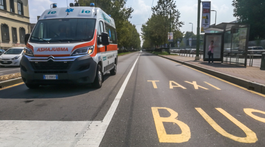 Emergenza coronavirus Covid-19 Rolfi ringrazia i cacciatori Emergenza coronavirus Covid-19: ambulanza a Milano in corsia preferenziale