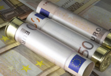 Valore economico della caccia, la ricerca dell’Università di Firenze Valore economico della caccia: munizioni da caccia avvolte in banconote da 50 euro
