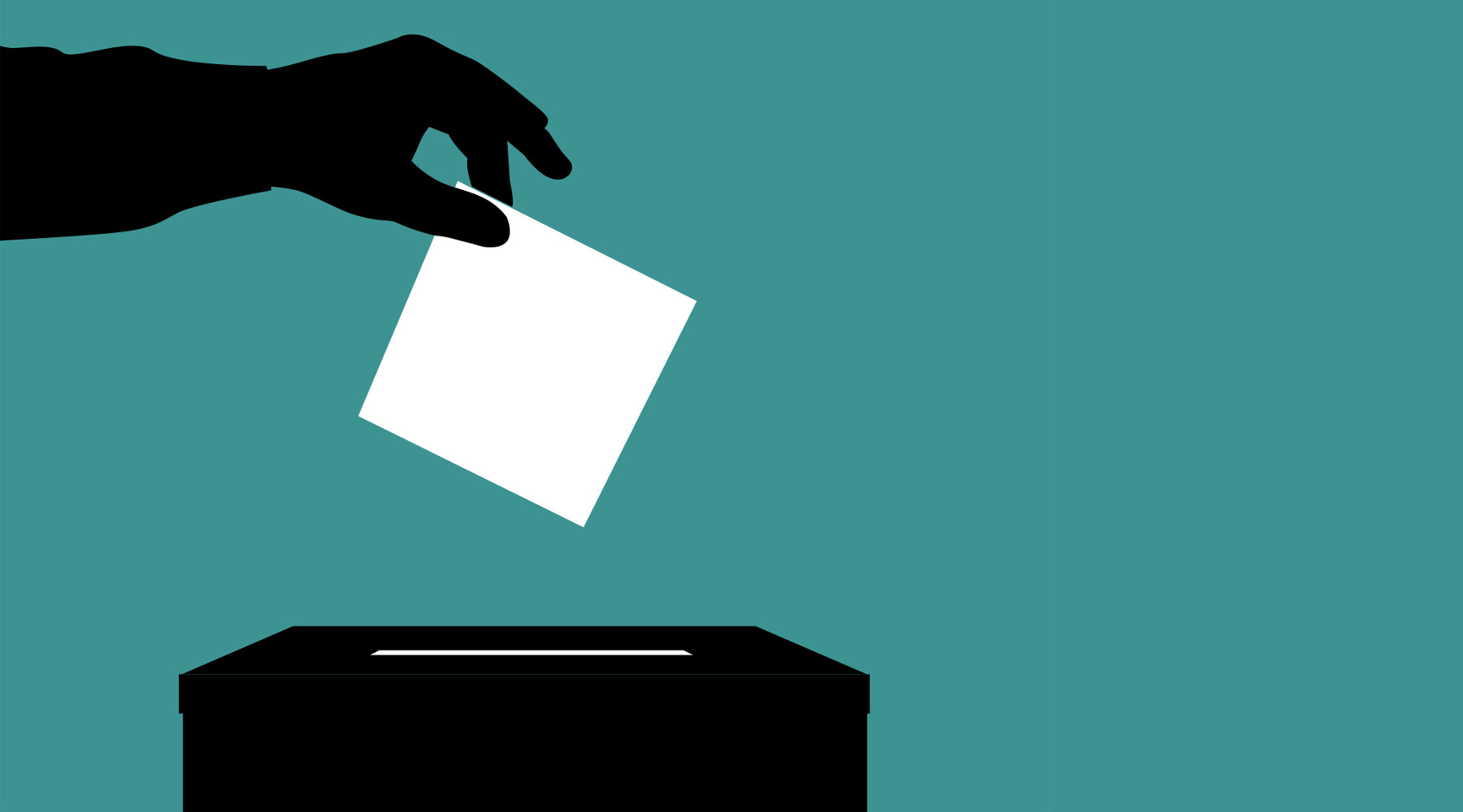 Referendum sulla caccia ecco il numero finale delle firme raccolte Referendum sulla caccia: mano depone scheda nell'urna elettorale