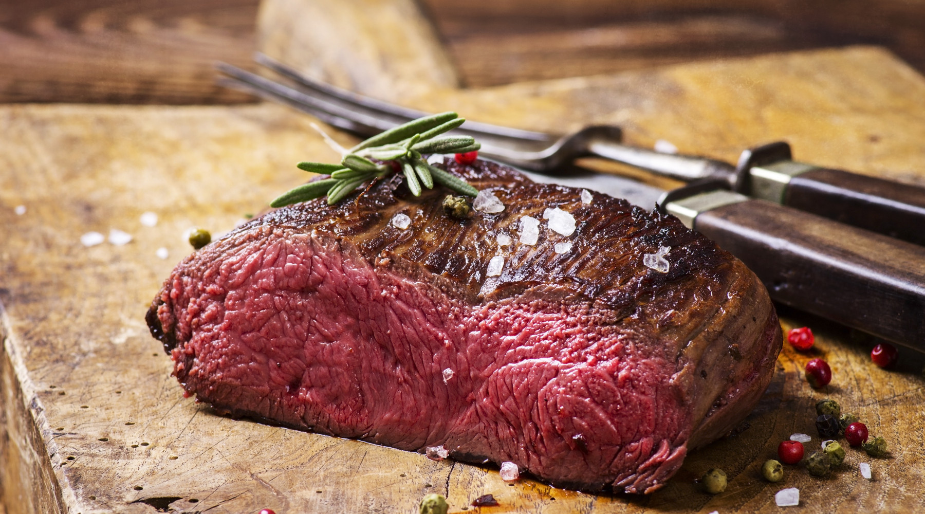 Filiera della carne di selvaggina, Friuli approva regolamento Filiera della carne di selvaggina: carne di cervo cucinata