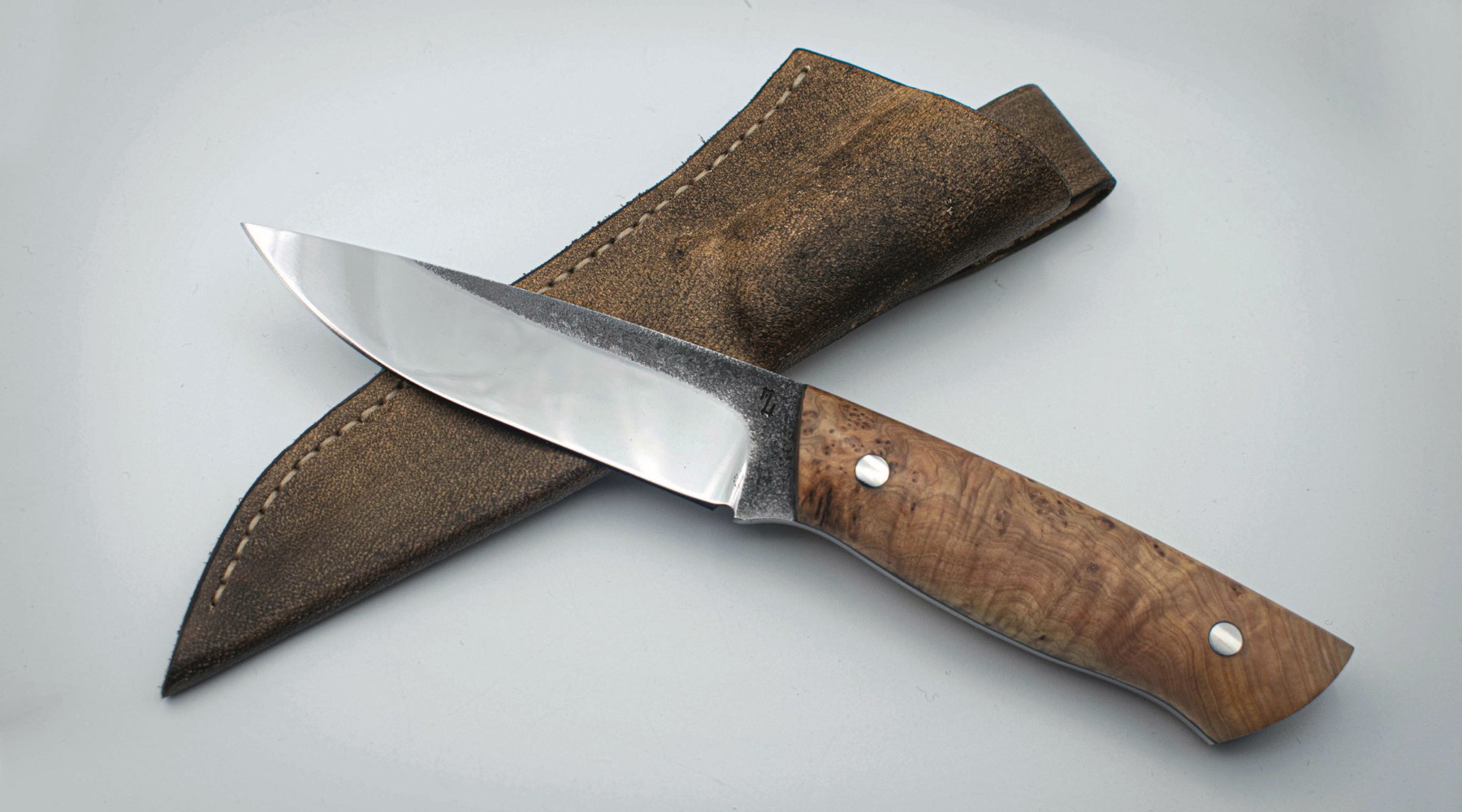 AUblades, coltelli custom per la caccia e l’avventura AUblades, coltelli custom per la caccia e l’avventura
