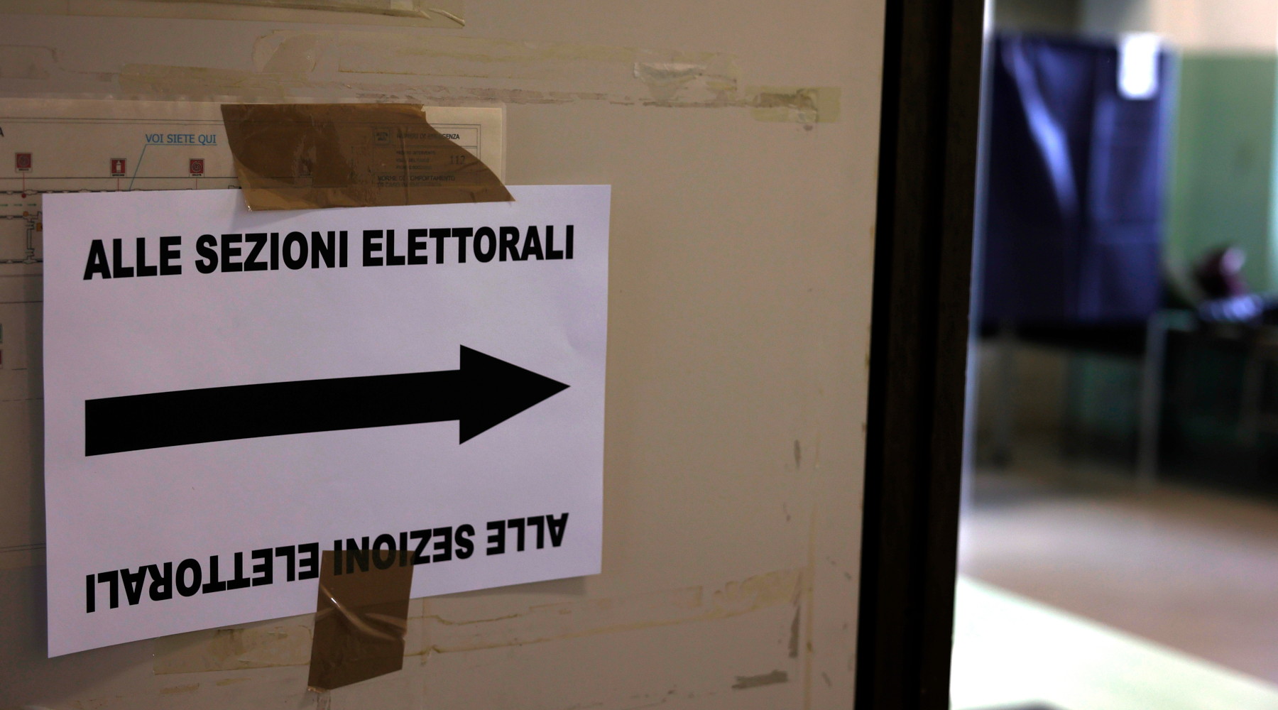 Elezioni europee, Buconi teme strumentalizzazioni della caccia Elezioni europee, Buconi teme strumentalizzazioni della caccia - seggio elettorale