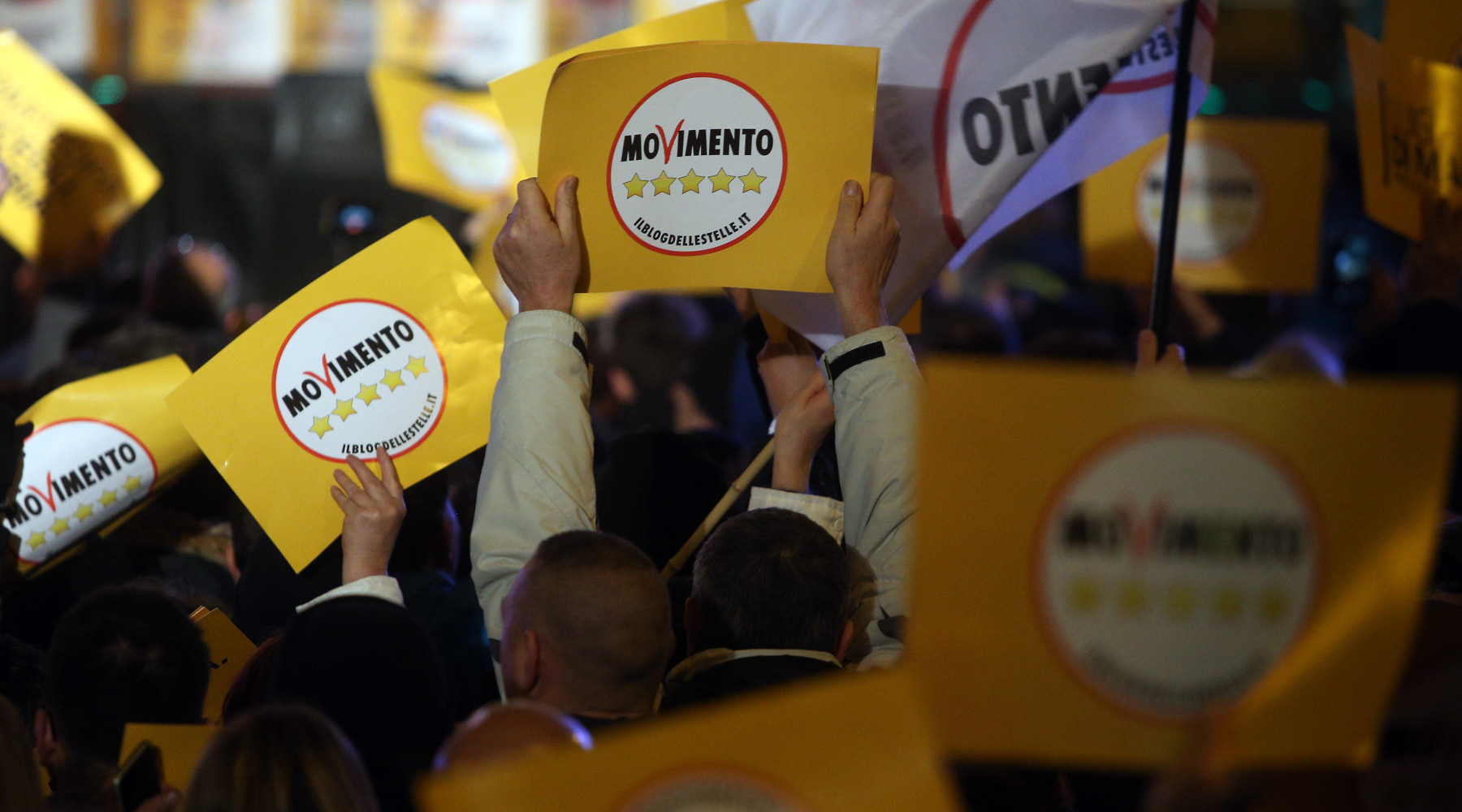 Il divieto di caccia nel programma del Movimento 5 Stelle per le elezioni europee Il divieto di caccia nel programma del Movimento 5 Stelle per le elezioni europee