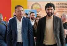 Più di 33.000 a Caccia Village Più di 33.000 a Caccia Village