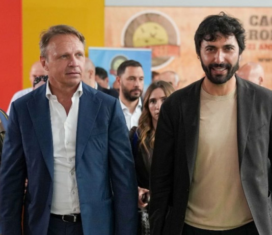 Più di 33.000 a Caccia Village Più di 33.000 a Caccia Village