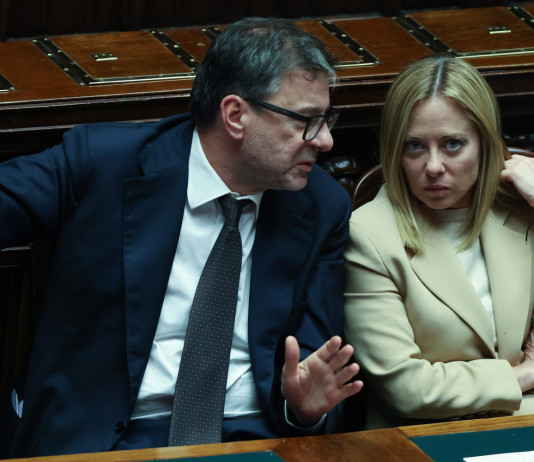 La riforma delle aziende faunistico-venatorie nella legge di bilancio La riforma delle aziende faunistico-venatorie nella legge di bilancio: Giancarlo Giorgetti e Giorgia Meloni