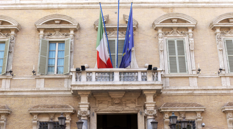 Riforma della legge sulla caccia, per la cabina di regia c’è spazio per un confronto non ideologico - facciata di Palazzo Madama, sede del Senato